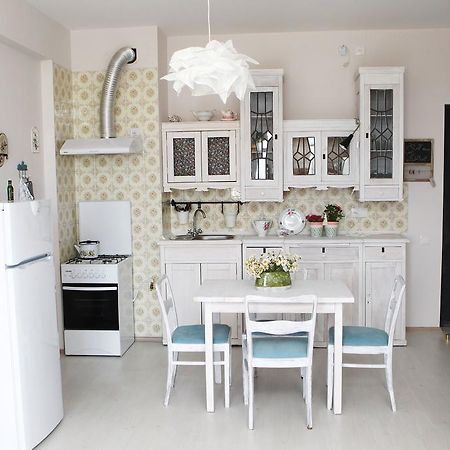 My House Is Your Hotel Tbilisi Room photo